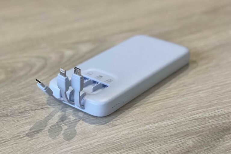 Romoss PHC10 10000mAh Power Bank with Built-In Cables | 20W Fast Charge