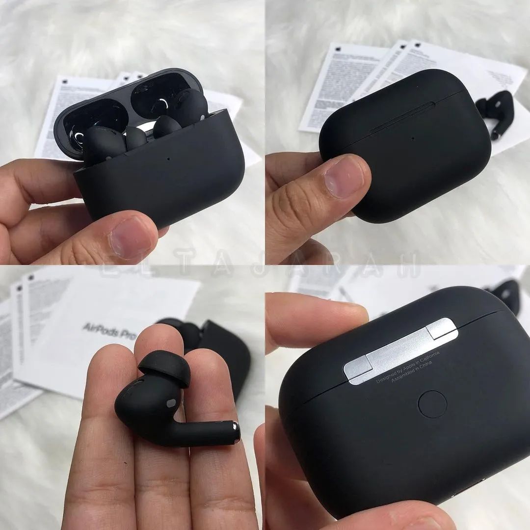 WhatsApp-Image-2023-09-15-at-4.03.30-PM Airpods Pro 2nd Generation - Matt Black - Image 2