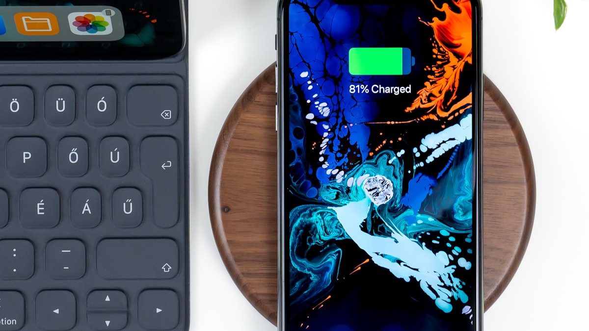 Power Bank vs Wireless Charger: Which Should You Buy