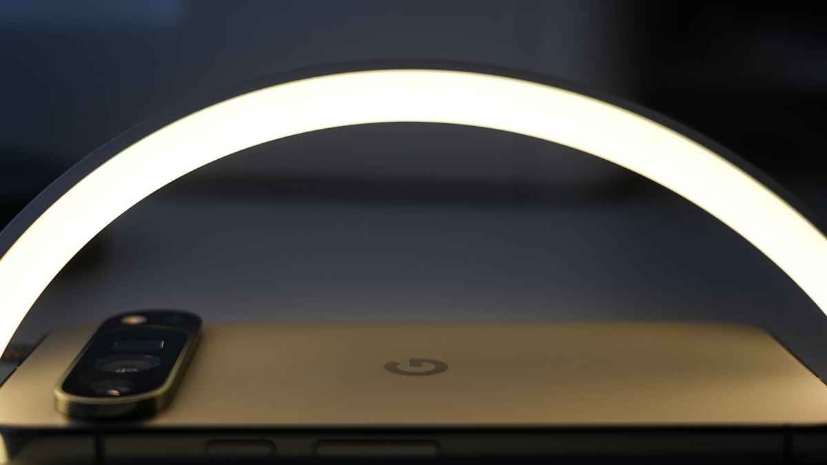 What Ring Light Size Do You Actually Need: 10-Inch vs 18-Inch?
